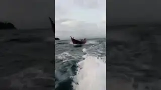 Balapan ketinting dalam ombak