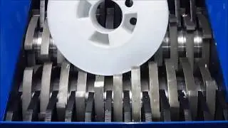Shredding plastic spools