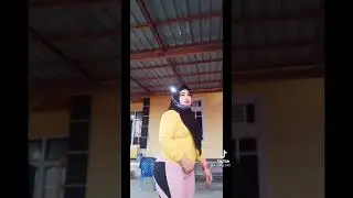 Tante Hijab Bikin Ngiler