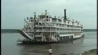 Delta & Mississippi Queens at Caruthersville, MO. - July 1999