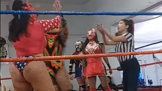 All women’s #LuchaLibre match featuring Amazona, Crystal, Lady Pink