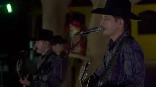 Los Plebes de La Cuadra - Si no te hubieras ido (en vivo)
