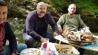 Dostlarla yeniden bir arada