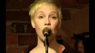 FRAU CONTRA BASS | DAT DERE