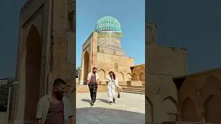 At one point of time it was largest mosque in the world😳 📍Bibi Khanym Mosque, Samarkand, 🇰🇿