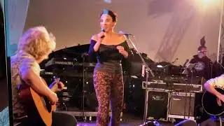 Campi d' oro, Eva CassidySung in Itaian & English. Met Milan Boone en Filip Schrijver op gitaar.