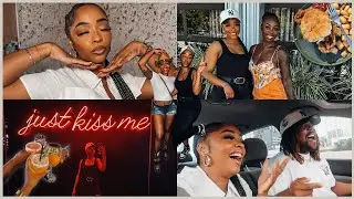VLOG: What happens in Houston? Army Friend Reunions, Country Club, New Brunch Spots, Caroke + more!