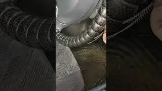 Как открутить болт шкива коленвала