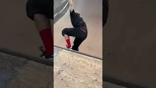 Another weird way to drop in #vertskateboarding #skateboading