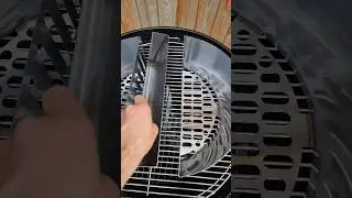 Slow ‘N Sear FireBaskets почти как корзина SNS Deluxe только дешевле.