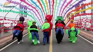 Funny Inflatable Alien costume fashion show runway
