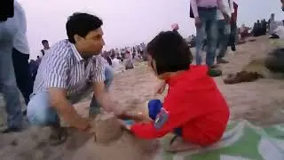 Srishti Apne Papa Ke Sath Masti Beach || Srishti Ka Masti  #viral video