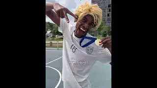 Bro Imitates Chloe Kelly 💀