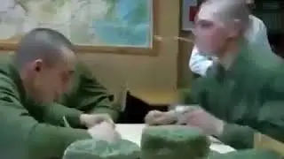 Драки. Бойца развели на щелбаны ложками