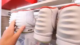 2 PAIRS OF YEEZY PLATS?!