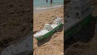 ‼️Плохие новости. Под Анапой штормом выбросило судно на берег.