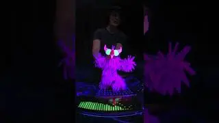 Floor Jam - Crazy