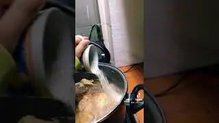 Caldo de pollo