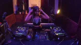 Dj Amelisa - Forest room Progressive house mix