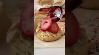 PSA: Strawberry Shortcake Season Is Here 🍓