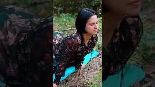 MAGNIFICENT YOGA QUEEN EVELINA 
