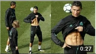 Cristiano Ronaldo ПОКАЗАЛ ПРЕСС НА ТРЕНЕРОВКЕ.