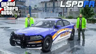 GTA V - LSPDFR มาเป็นตำรวจในเกม GTA V นายอำเภอตั้มกับ เพื่อนเควิน ทำงานช่วงฝนตก 