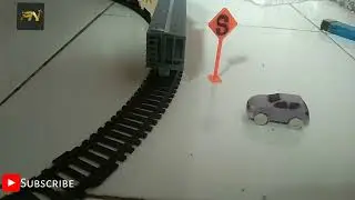 mencoba kereta api train.