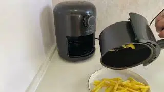 Kumtel 2 litre fastfryer. Airfryerda patates kızartması, köfte, sosis pişirdim.