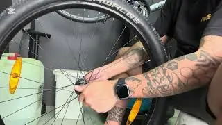 How to remove  the new Syncros Shimano HG Freehub Body