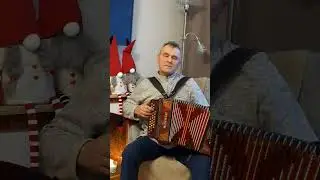 Спрячь  за высоким  забором   девчонку.
