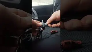 Как поменять батарейку в ключе Peugeot 206.Какая идёт батарейка в ключе пежо 206.