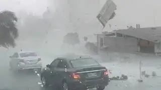 Storm of the end of the world hits Italy !⚠️ Terrible hail destroys cars in Torino