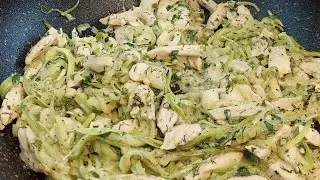 Куриное филе с лапшой из кабачка. Рецепт в описании