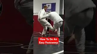 How To Do A Footsweep 