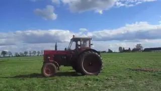 Mts Belarus beim schleppen