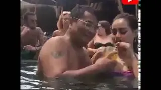 HEBOH HOTMAN PARIS HUTAPEA PELUK WANITA CANTIK DI KOLAM RENANG..