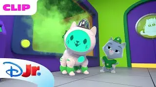 The Robot Cat Builder 🤖 | Pupstruction 🦺 | Disney Jr. MENA