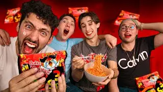 EL QUE SE ACABE EL RAMEN MÁS PICANTE DEL MUNDO GANA!