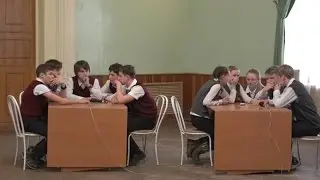 Интеллектуальная игра среди школьных команд