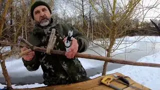 Палец для косы своими руками. Жизнь на хуторе в лесу. Варим лозу, крылышки на углях