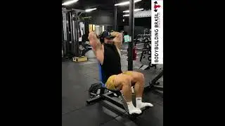 CHRIS BUMSTEAD CBUM O KING DA CLASSIC PHYSIQUE MELHORANDO MUITO SEU BRAÇO O QUAL FOI ALVO DE CRITICA