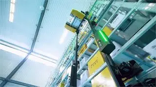 Gecko - Light Duty Case Handling Robot Working with AMRs - BlueSword
