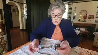 Rooiplaas Chats to Tannie Mossie on The Knotted Parachute Cord Yhank You's
