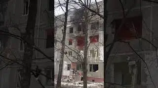 У Чернігові росіяни влучили у 5-поверхівку