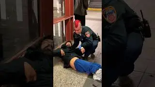 A drug addict in New York! Yup, medical worker cursed at me for using my legal rights 😡