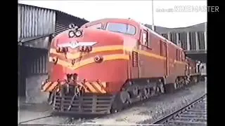 RFFSA e CBTU TUEs, locomotivas e trens, na estação Luz em SP em 1991 - Portal da Mobilidade .