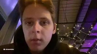 Семья Модестал едет в ресторан