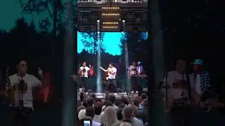 Распускается заря…