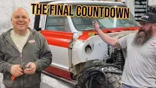 All Hands On Deck To Get Griz The Wrecker Ready For The Off Road Games!!